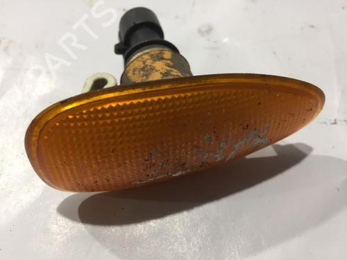 Used Right front indicator Right front indicator 35656031 35656031