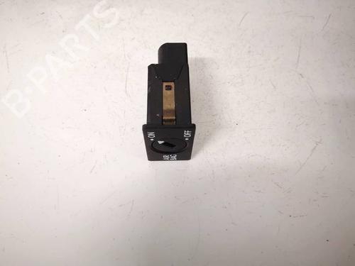 switch-vw-golf-plus-v-5m1-521-2004-2005-2006-2007-2008-2009-2010-2011-2012-2013-33862128 main image