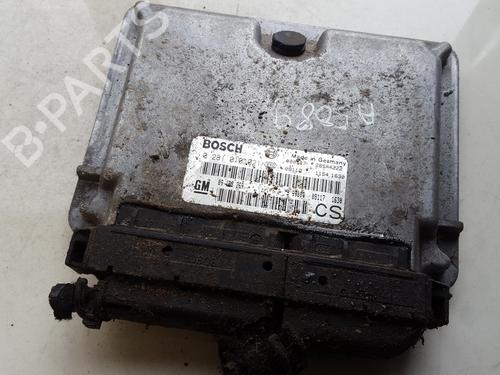 Used Engine control unit (ECU) Engine control unit (ECU) OPEL ZAFIRA A MPV (T98) 2.0 DI 16V (F75) (82 hp) 33516622 33516622