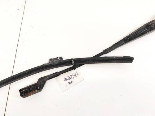front-windshield-wiper-arm-skoda-roomster-5j7-2006-2007-2008-2009-2010-2011-2012-2013-2014-2015-32939414 main image