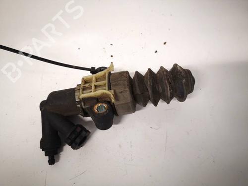 Clutch slave cylinder MAZDA 3 (BK) 1.6 (BK14) | BP34834137M113 - Image 2