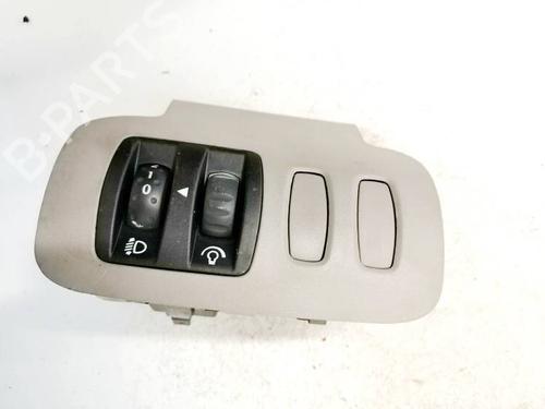 switch-renault-scenic-ii-jm01_-2003-2004-2005-2006-2007-2008-2009-2010-35007659 main image
