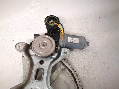 Used Right front window motor Right front window motor TOYOTA MATRIX (_E13_) 1.8 VVTi (ZZE132, ZZE134) (132 hp) 36547852 36547852