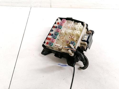 Used Fuse box Fuse box MAZDA PREMACY (CP) 2.0 TD (90 hp) 33086990 33086990
