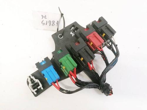 fuse-box-opel-astra-h-a04-2004-2005-2006-2007-2008-2009-2010-2011-2012-2013-2014-32924382 main image