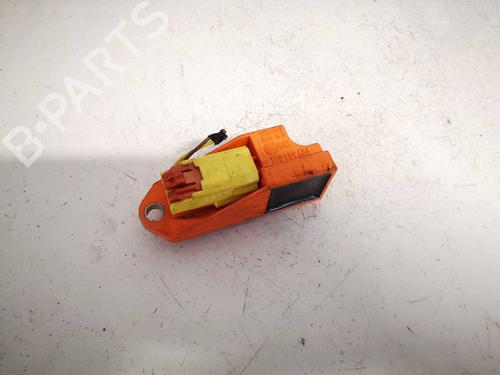 Used Electronic module Electronic module VW TOURAN (1T1, 1T2) 2.0 TDI (136 hp) 32614815 32614815