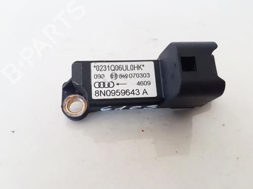 electronic-module-audi-tt-8n3-1998-1999-2000-2001-2002-2003-2004-2005-2006-2007-33065846 main image