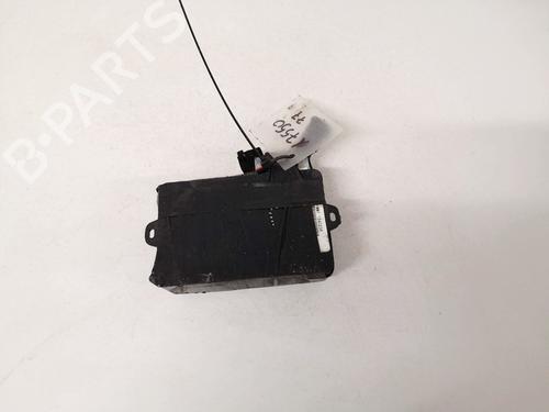 electronic-module-vw-passat-b5-variant-3b5-1997-1998-1999-2000-2001-32891557 main image