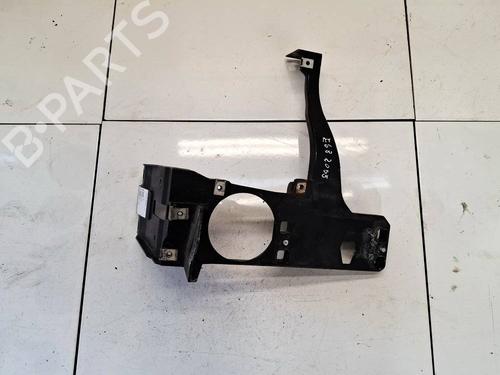 Used Left headlight support Left headlight support 34842800 34842800