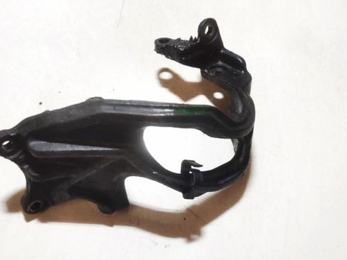 Supporto TOYOTA AVENSIS (_T25_) 2.2 D-4D (ADT251_, ADT251R) (150 hp) 33107240