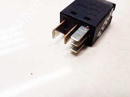 Electronic sensor FORD MONDEO III (B5Y) 2.0 16V DI / TDDi / TDCi | BP33105422M84 - Image 2