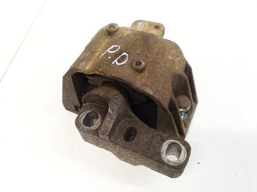 Used Engine mount Engine mount VW GOLF IV (1J1) 1.6 (100 hp) 32625585 32625585