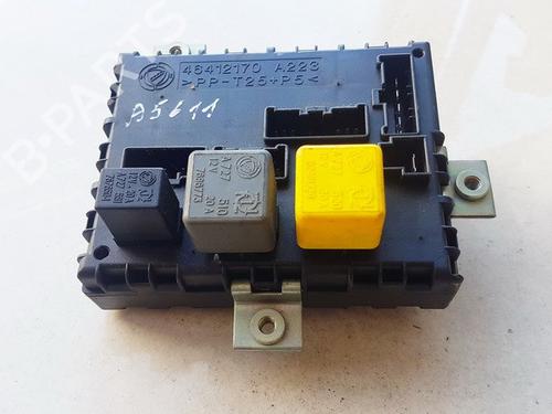 Used Fuse box Fuse box FIAT PUNTO (176_) 60 1.2 (176AP, 176AR, 176AQ, 176BB) (60 hp) 33528883 33528883