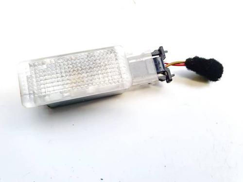 interior-roof-light-vw-jetta-iii-1k2-2004-2005-2006-2007-2008-2009-2010-2011-2012-2013-34812507 main image