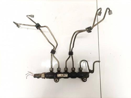Used Injection rail Injection rail CITROËN C4 Picasso I MPV (UD_) 1.6 HDi (109 hp) 35215615 35215615