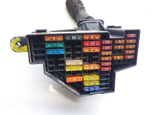 Fuse box VW PASSAT B6 (3C2) 2.0 TDI | BP33489008E1 - Image 2
