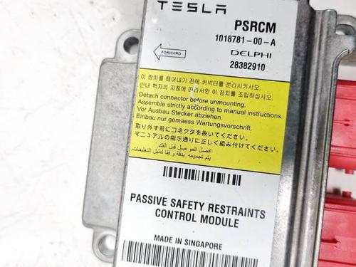 ECU airbags TESLA MODEL S (5YJS) 85D AWD | BP32618029M53
