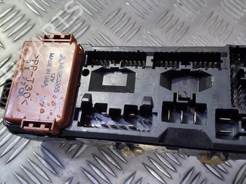 fuse-box-mitsubishi-space-star-mpv-dg_a-1998-1999-2000-2001-2002-2003-2004-33492910 main image