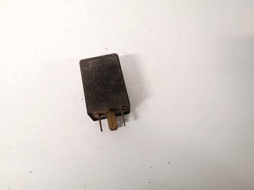 Used Electronic sensor Electronic sensor AUDI 80 B3 Saloon (893, 894, 8A2) 1.6 (70 hp) 32933601 32933601