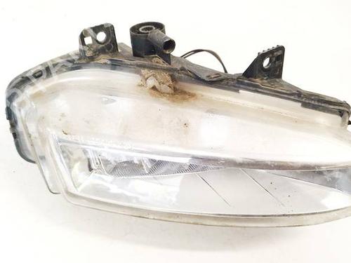 Used Right front fog light Right front fog light 37285769 37285769