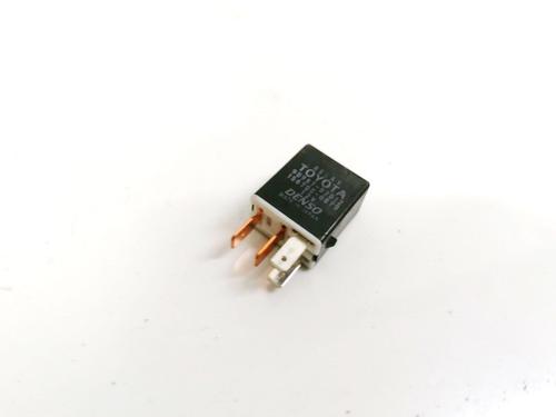 Used Electronic sensor Electronic sensor TOYOTA AVENSIS VERSO (_M2_) 2.0 D (CLM20_, CLM20R) (116 hp) 32892482 32892482