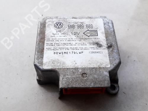 Used ECU airbags ECU airbags VW POLO Van Hatchback Van (6N1) 1.4 (60 hp) 33529644 33529644