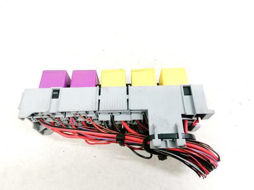 Fuse box OPEL MERIVA A MPV (X03) 1.8 (E75) | BP32889395E1 - Image 3