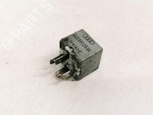 Used Electronic sensor Electronic sensor AUDI 80 B4 Saloon (8C2) 1.6 (71 hp) 33082014 33082014