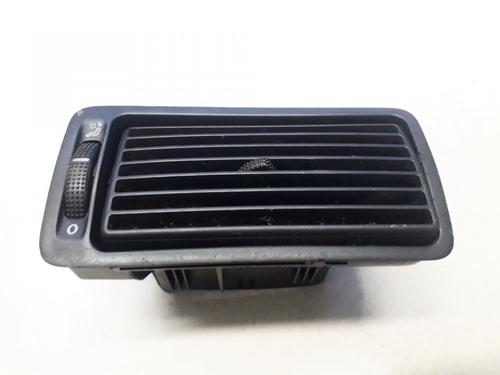 Used Air vent Air vent VW BORA I (1J2) 1.9 TDI (90 hp) 33102979 33102979