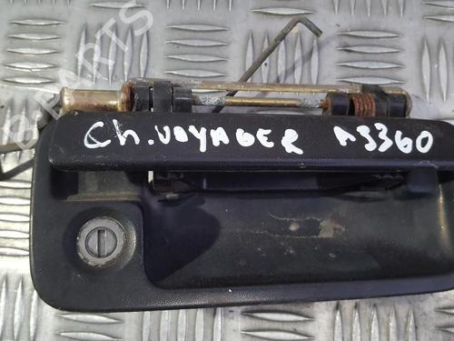 Used Front right exterior door handle Front right exterior door handle CHRYSLER VOYAGER II (ES) 2.5 TD (116 hp) 35677510 35677510