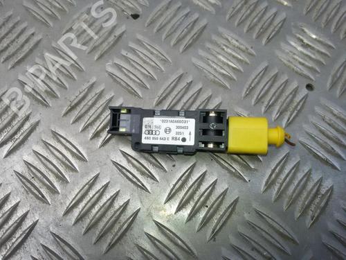 electronic-module-audi-a6-c5-4b2-4b4-1997-1998-1999-2000-2001-2002-2003-2004-2005-33505309 main image