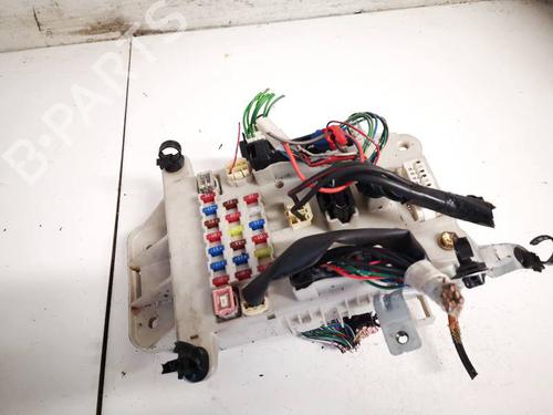 Used Fuse box Fuse box TOYOTA RAV 4 II (_A2_) 2.0 D 4WD (CLA20_, CLA21_, CLA20R, CLA21R) (116 hp) 32614649 32614649