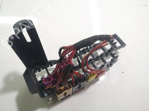 Fuse box VW PASSAT B5 Variant (3B5) 1.8 | BP32972272E1 - Image 2