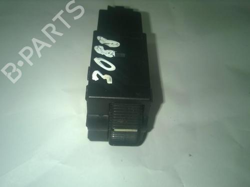 Used Switch Switch MITSUBISHI CARISMA (DA_) 1.8 (DA2A) (116 hp) 35655956 35655956