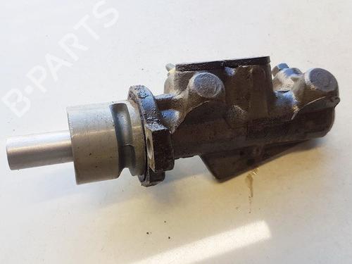 Brake master cylinder RENAULT KANGOO (KC0/1_) 1.6 16V 4x4 (KC0P, KC0S, KC0L) | BP35640939M77 - Image 2