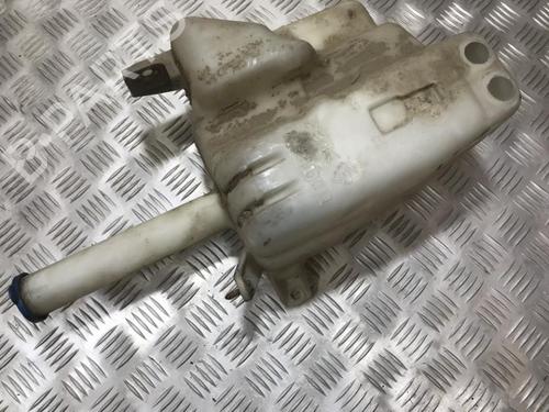 Sprinklertank Sprinklertank TOYOTA AVENSIS (_T22_) 2.0 D-4D (CDT220_, CDT220R) (110 hp) 35678420 35678420
