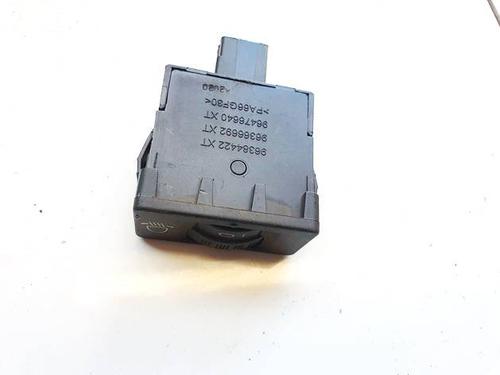 switch-peugeot-508-i-8d_-2010-2011-2012-2013-2014-2015-2016-2017-2018-34984692 main image
