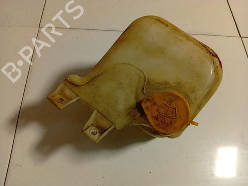 Used Windscreen washer tank Windscreen washer tank SUBARU FORESTER (SG_) 2.0 AWD (SG5) (125 hp) 34748741 34748741