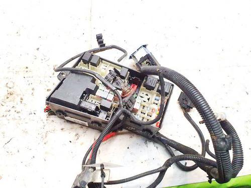 Used Fuse box Fuse box VOLVO V50 (545) 2.0 D (136 hp) 32932035 32932035