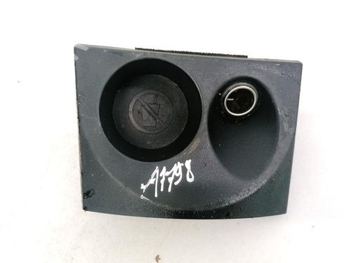 Used Cup/Object holder Cup/Object holder MITSUBISHI OUTLANDER II (CW_W) 2.0 DI-D (CW8W) (140 hp) 35420689 35420689
