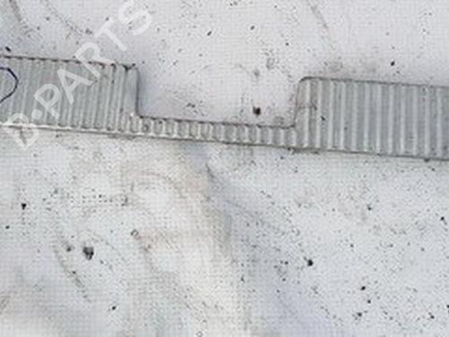 Estribo Estribo AUDI A4 B5 (8D2) 1.6 (100 hp) 35571797 35571797