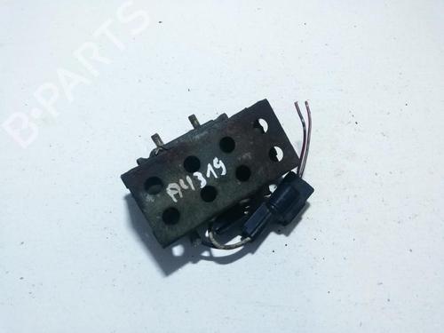 Used Heater resistor Heater resistor MITSUBISHI L200 (K7_T, K6_T, K5_T) 2.5 TD 4WD (K74T) (115 hp) 35838613 35838613