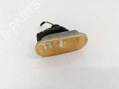Used Right side indicator Right side indicator VW PASSAT B5 Variant (3B5) 1.9 TDI (115 hp) 35452435 35452435