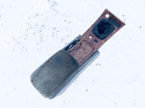 Used Armrest / Center console Armrest / Center console CHEVROLET EVANDA 2.0 (131 hp) 35560807 35560807