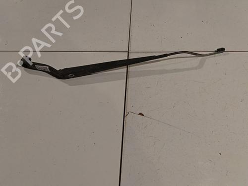 Used Front windshield wiper arm Front windshield wiper arm KIA SORENTO I (JC) 3.5 (194 hp) 33489427 33489427
