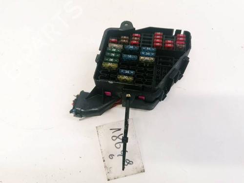 fuse-box-vw-passat-b5-variant-3b5-1997-1998-1999-2000-2001-32926217 main image