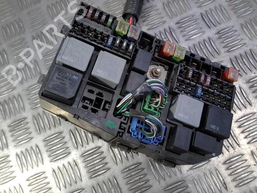 fuse-box-ford-mondeo-iii-b5y-2000-2001-2002-2003-2004-2005-2006-2007-33493507 main image