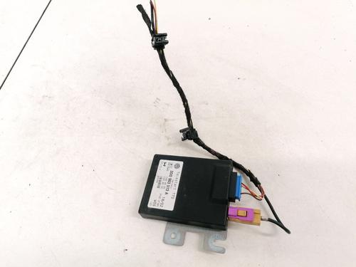 Used Electronic module Electronic module VW PHAETON (3D1, 3D2, 3D3, 3D4, 3D6, 3D7, 3D8, 3D9) 3.2 V6 (241 hp) 32875210 32875210