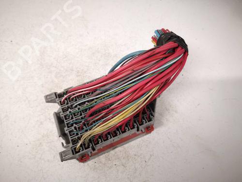 Fuse box VOLVO S60 I (384) D5 | BP39968364E1 - Image 2