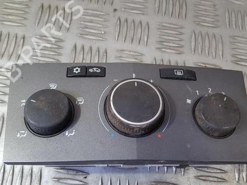 Used Climate control Climate control OPEL ASTRA H (A04) 1.8 (L48) (125 hp) 35690177 35690177